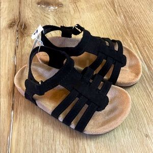 NWT Size 7 Old Navy Toddler Girls BlackJack Faux Suede T Strap Sandals